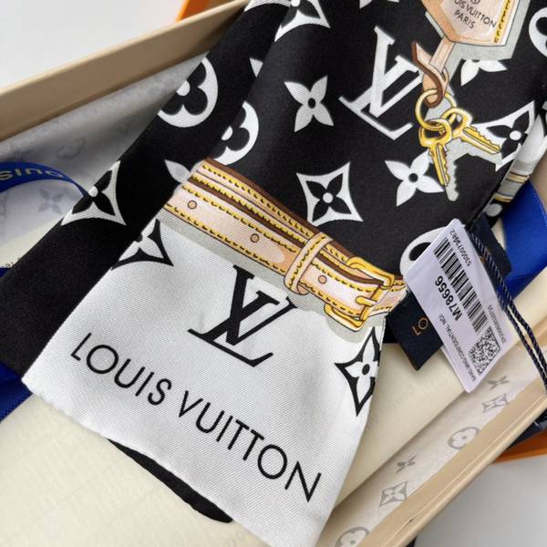 Louis Vuitton Scarf LVC00484